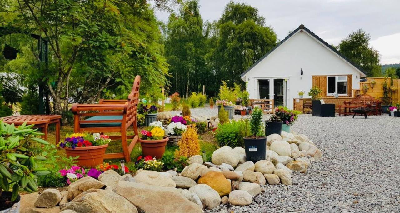 Highland Retreats Cannich Exterior photo